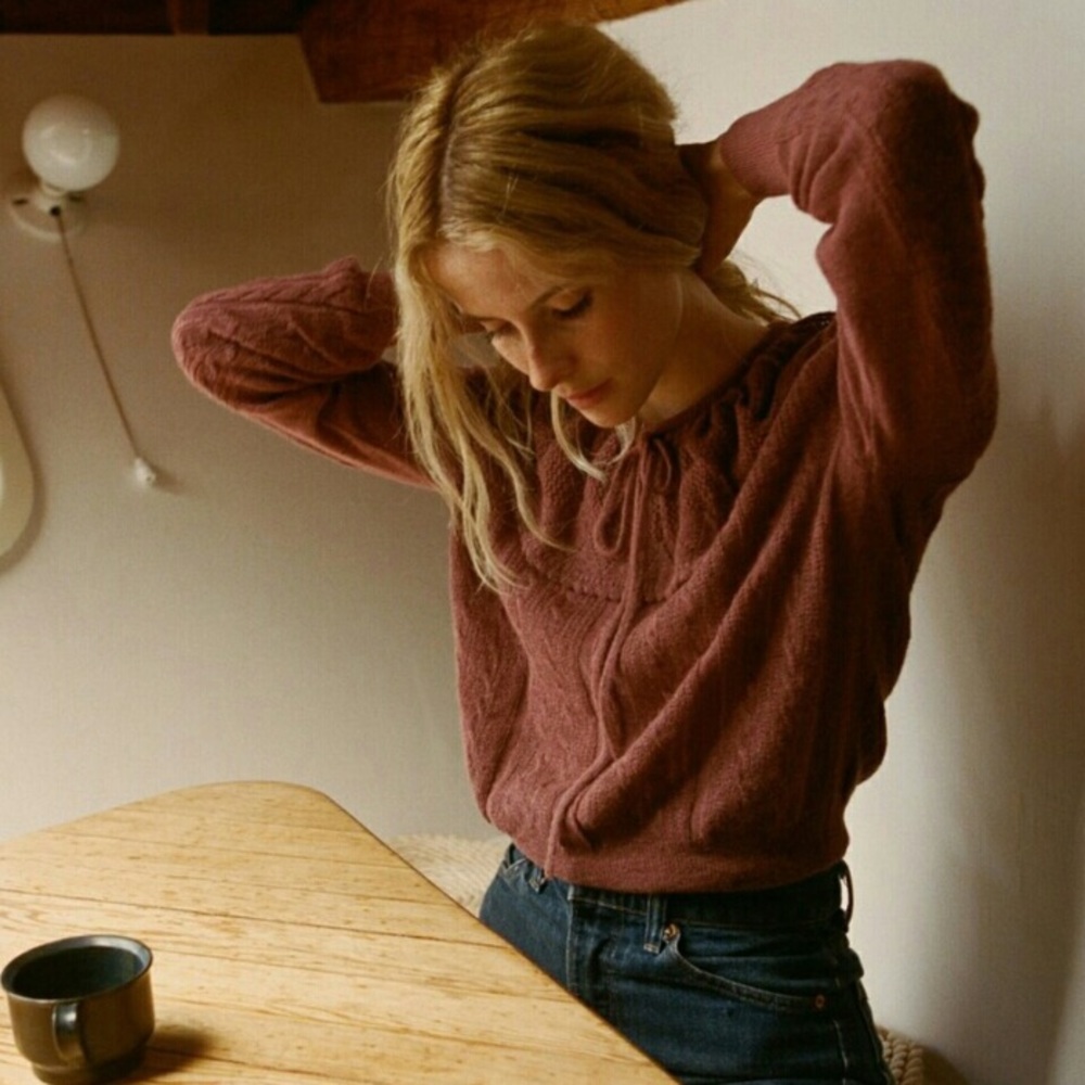 ISO Doen emmylou sweater